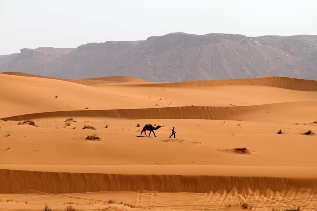 Porte De Sahara Ouzina 外观 照片