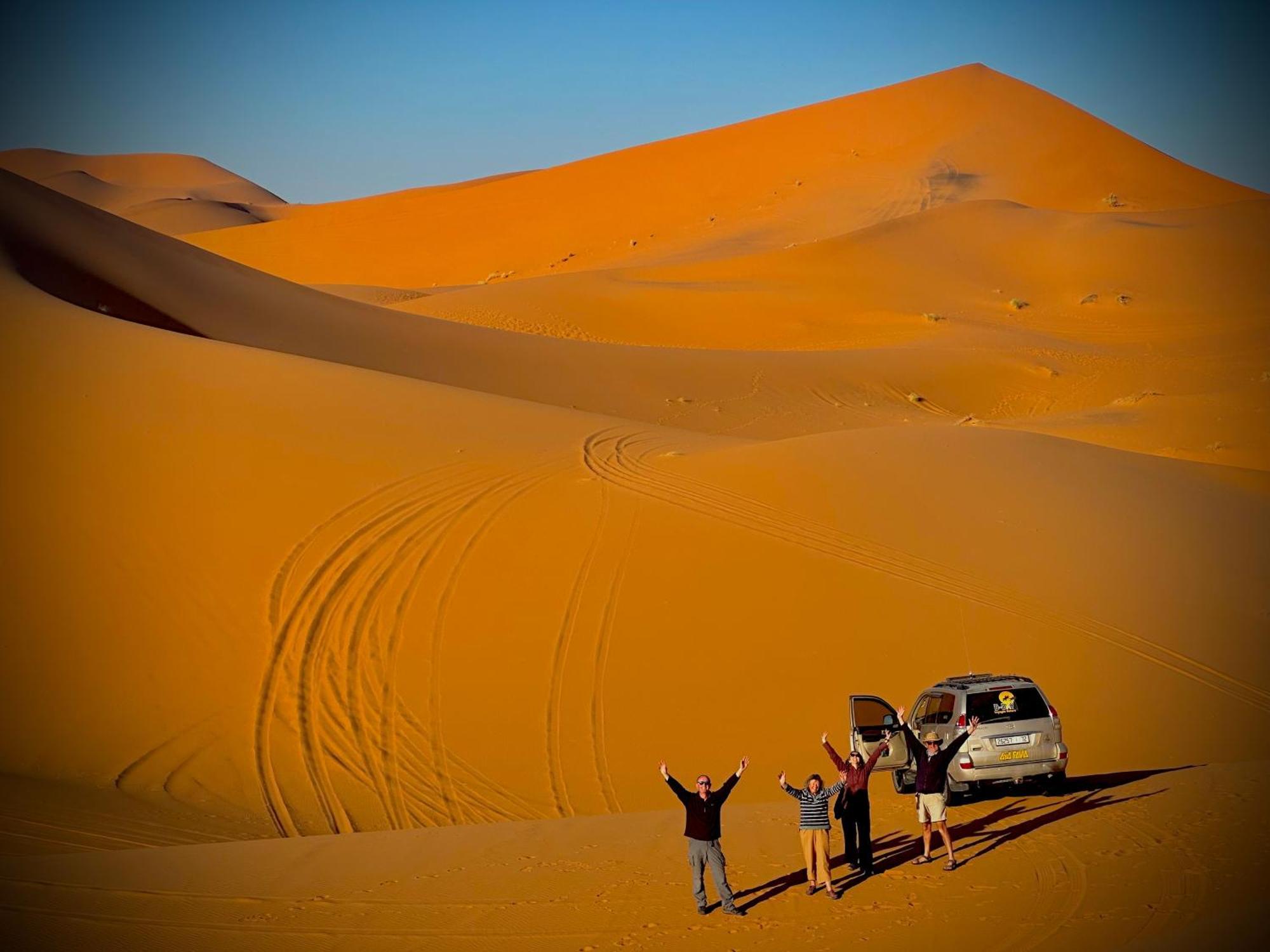 Porte De Sahara Ouzina 外观 照片